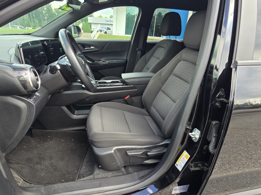 2025 Chevrolet Equinox FWD LT