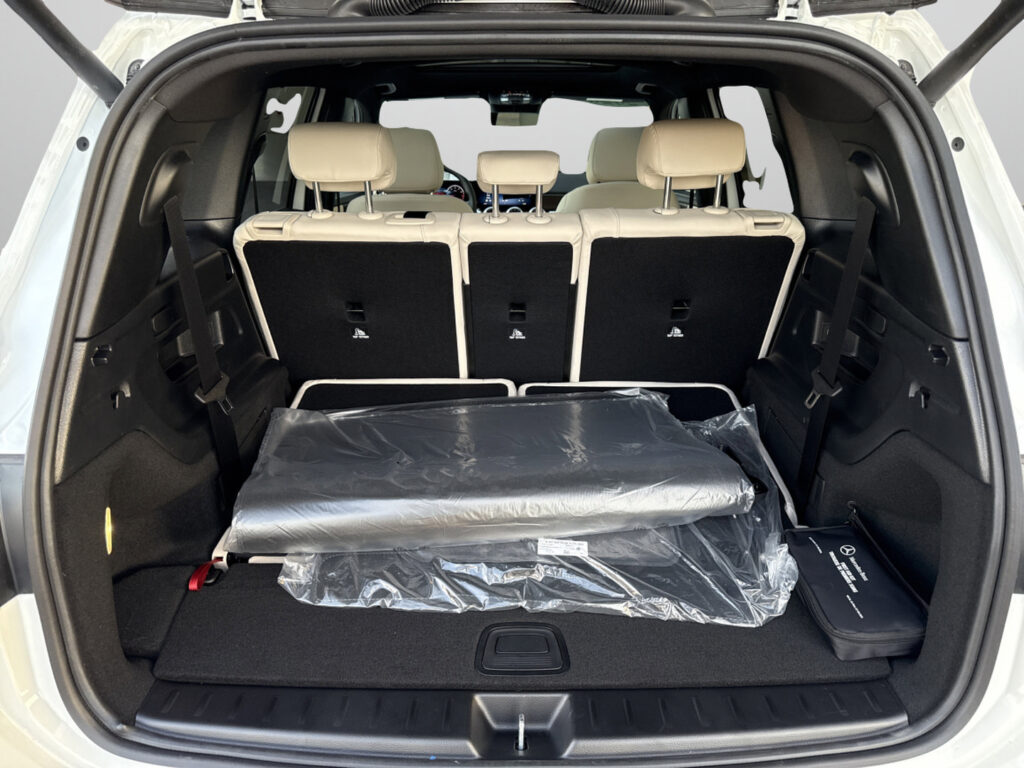 2026 Mercedes-Benz  GLB 250