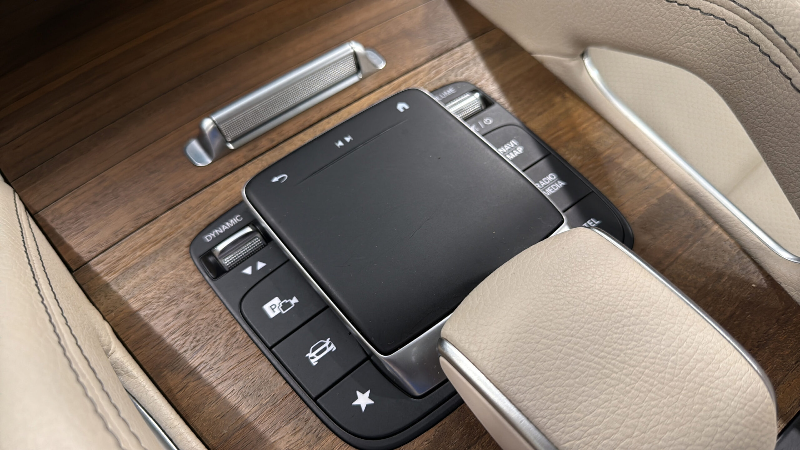 2022 Mercedes-Benz  GLS 450