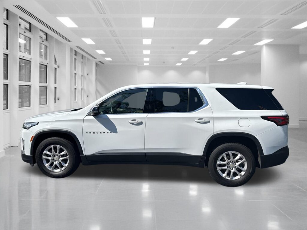 2022 Chevrolet Traverse LS