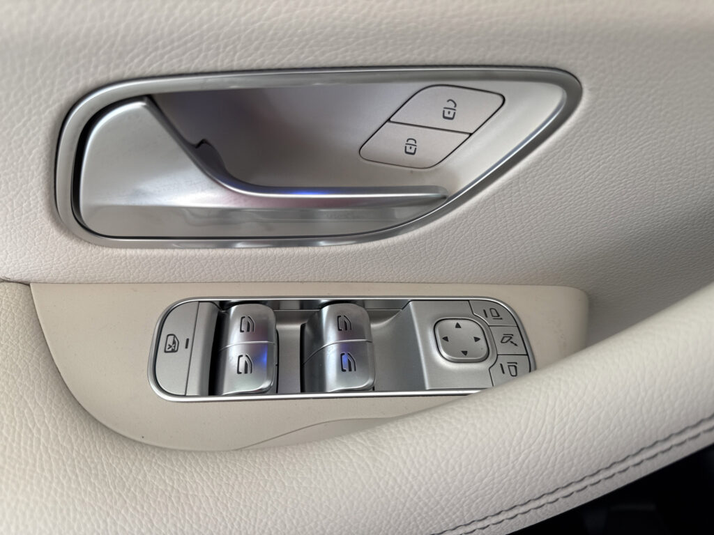 2026 Mercedes-Benz  GLS 450