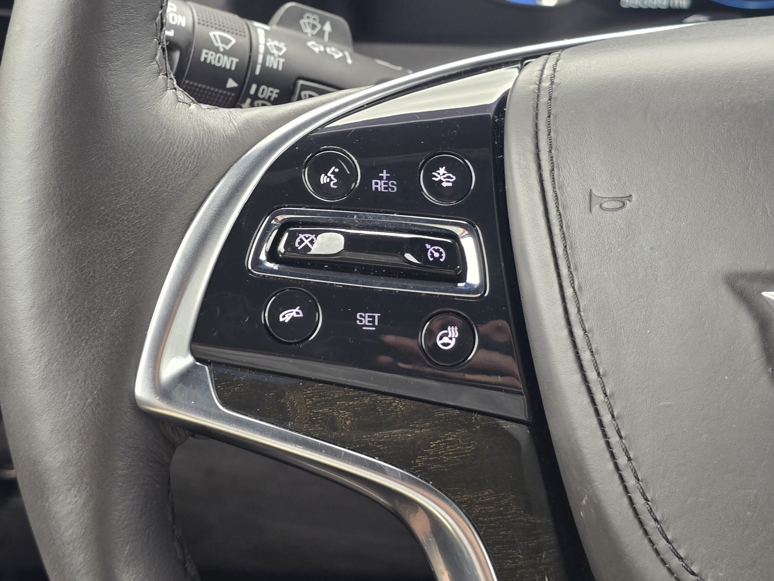 2017 Cadillac Escalade Platinum