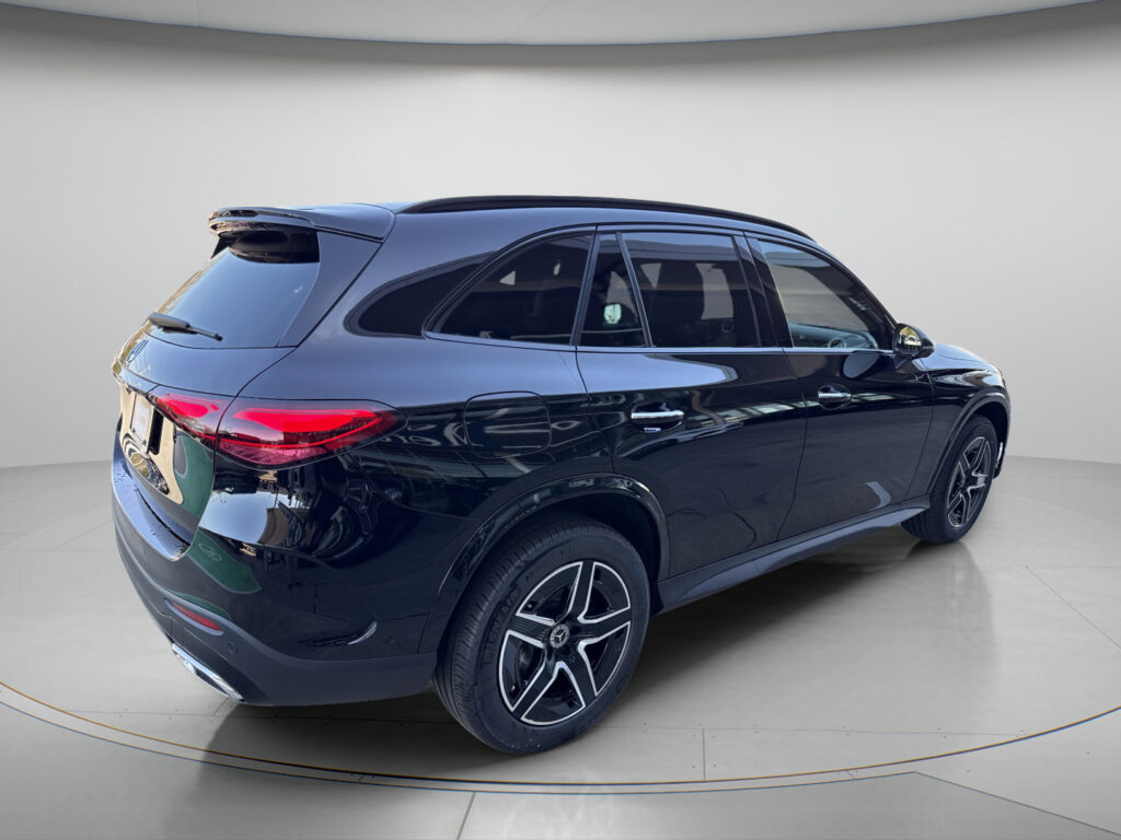 2026 Mercedes-Benz  GLC 300