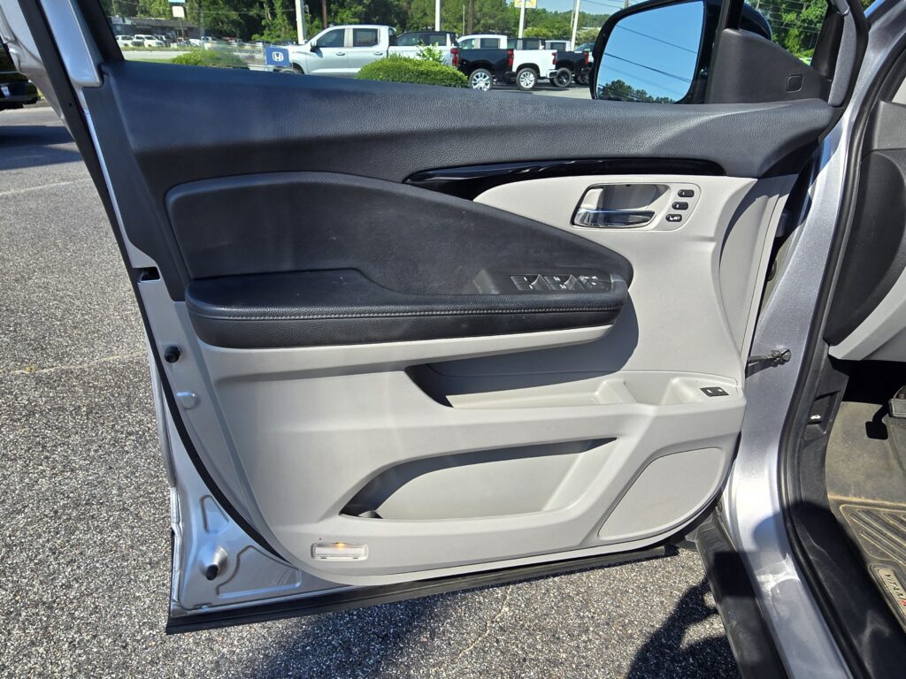 2021 Honda Pilot Touring 7-Passenger