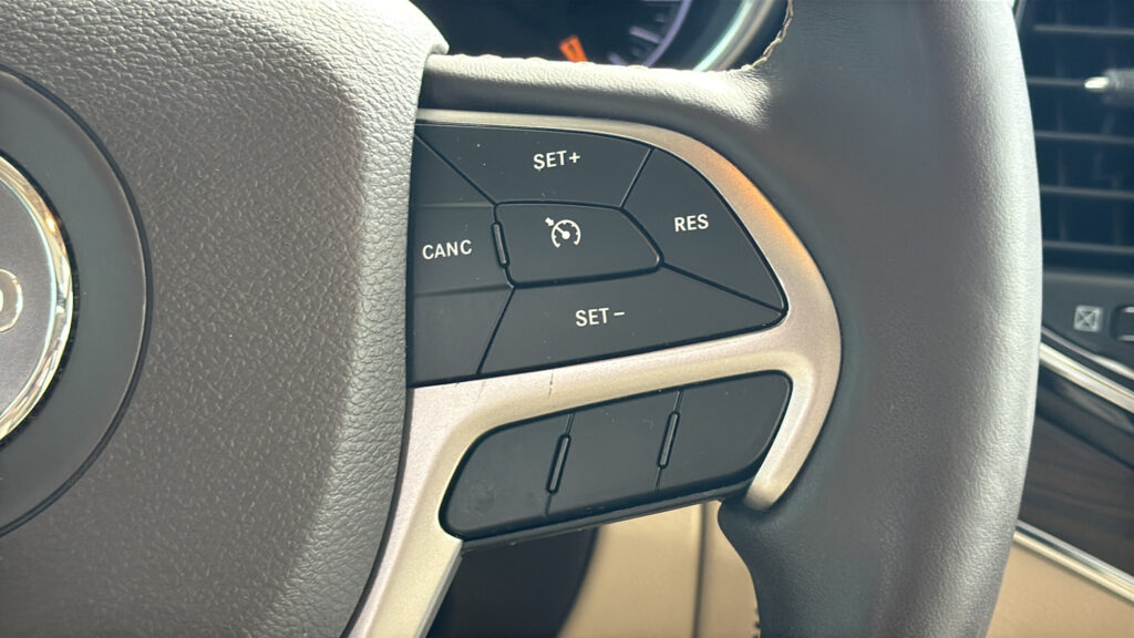 2020 Jeep Grand Cherokee Overland