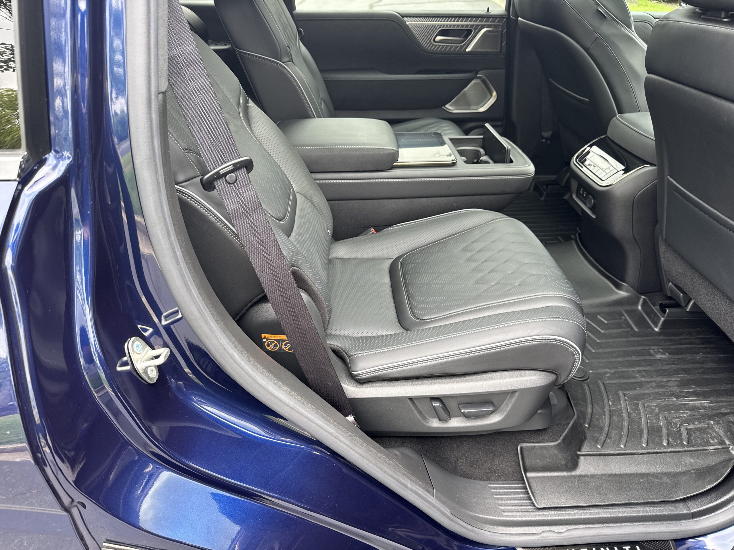 2025 INFINITI QX80 AUTOGRAPH