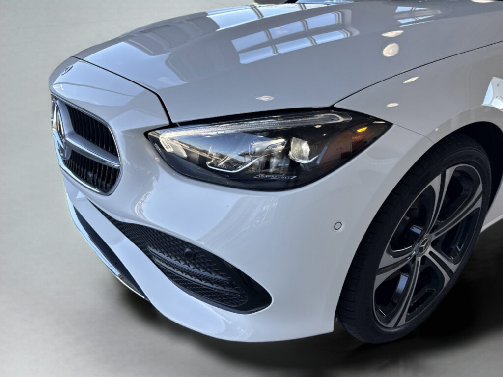 2026 Mercedes-Benz  C 300