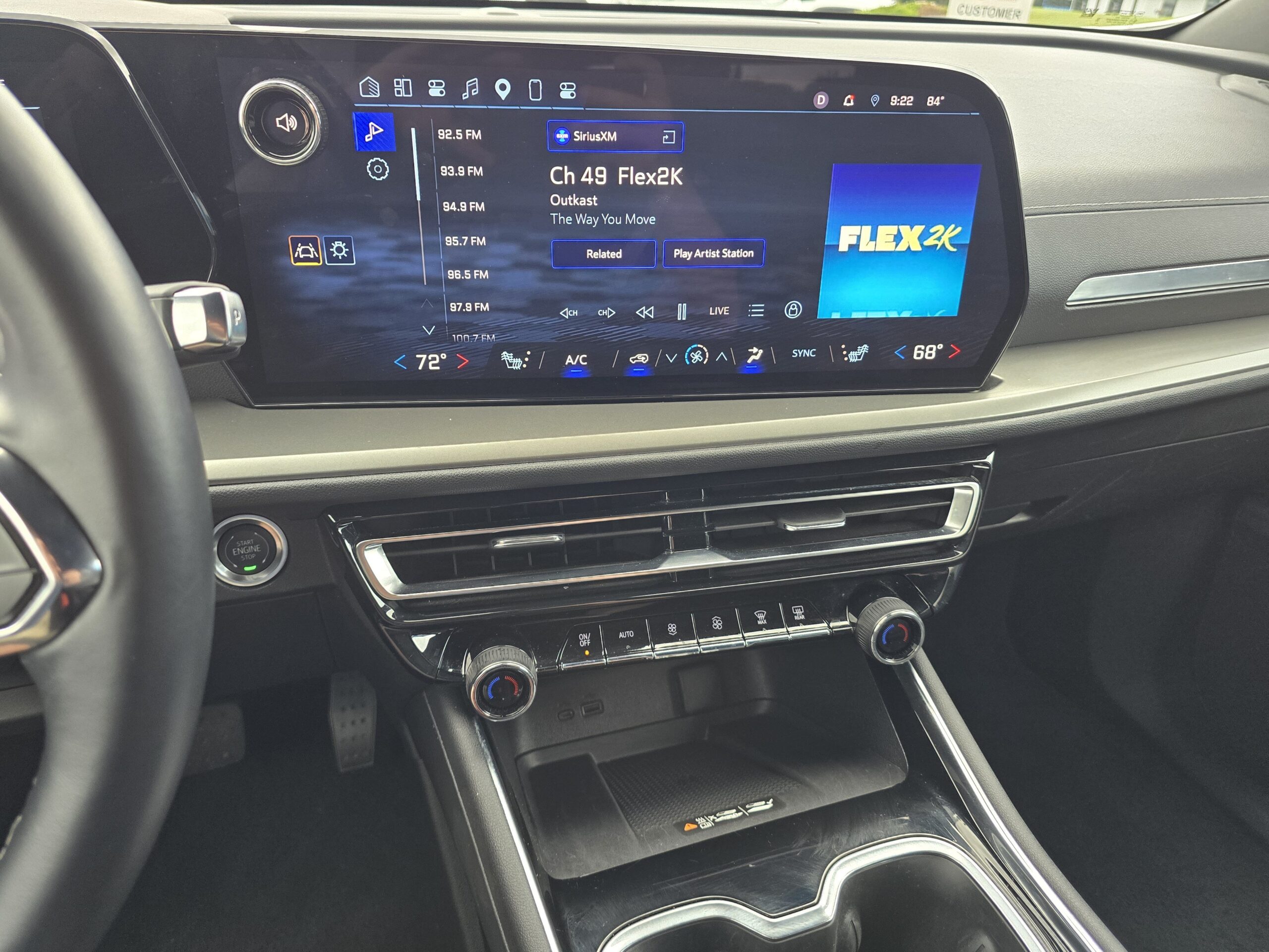 2025 Chevrolet Traverse FWD LT