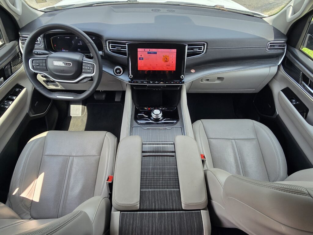 2024 Jeep Wagoneer L Series II
