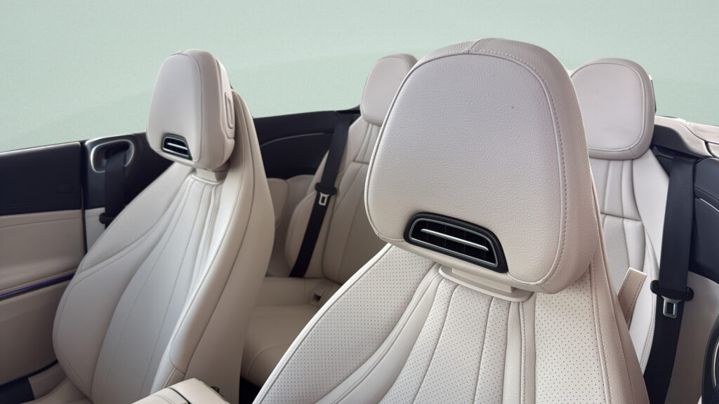 2026 Mercedes-Benz  CLE 300