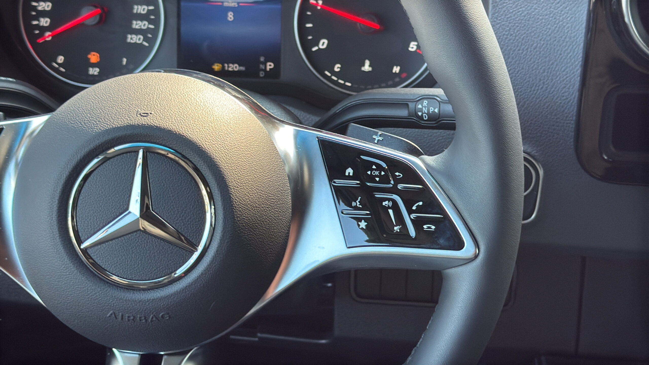 2026 Mercedes-Benz 2026DPVH2L