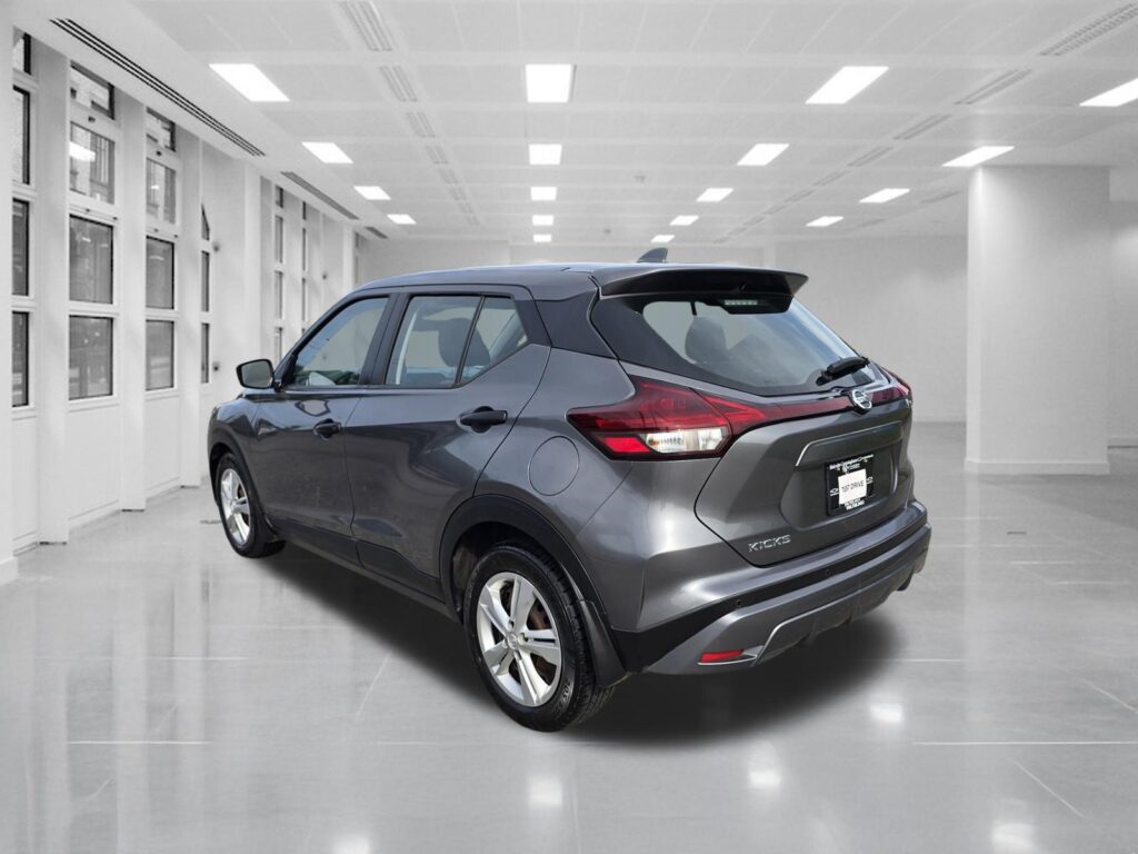 2021 Nissan Kicks S