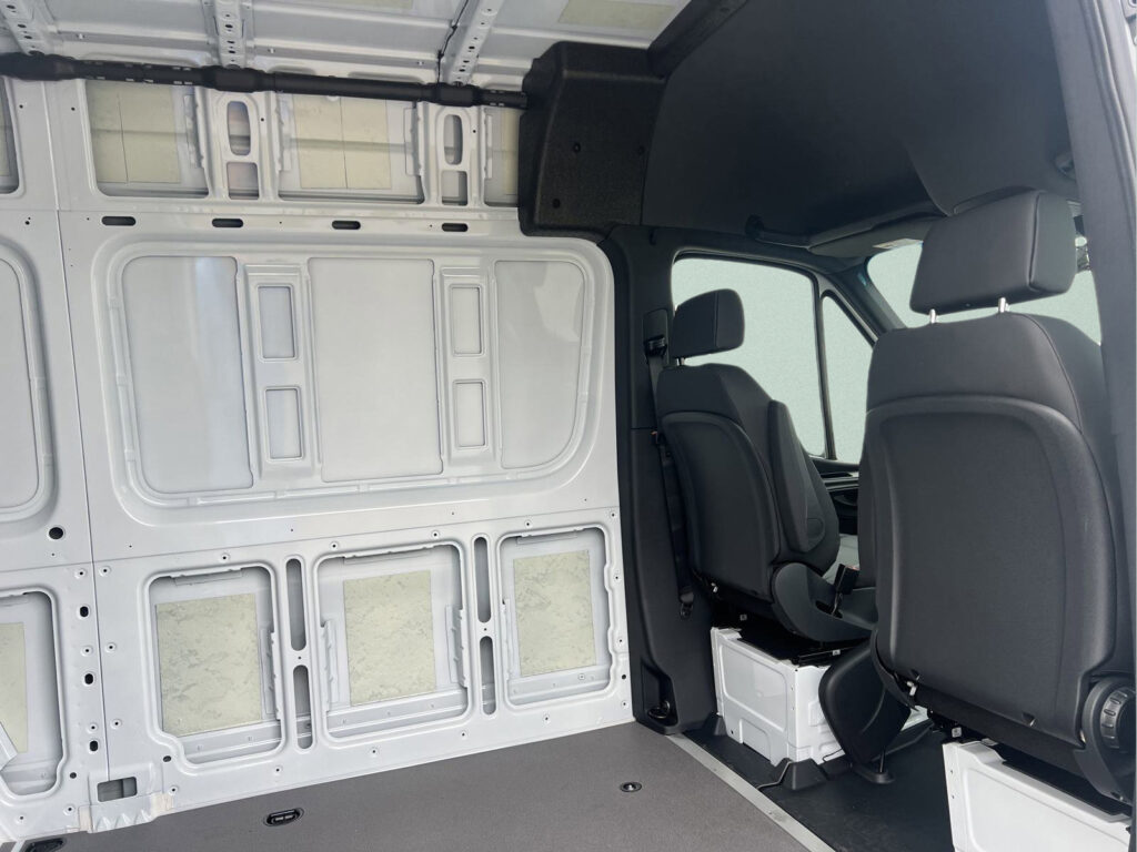 2025 Mercedes-Benz Sprinter Cargo Van 2500