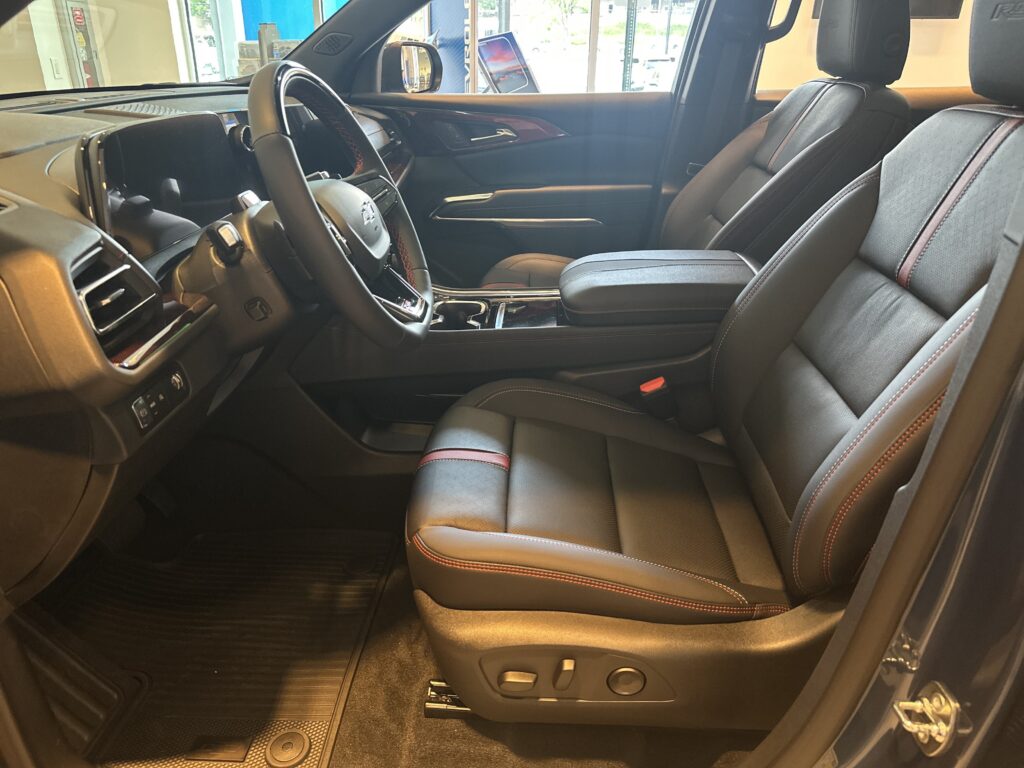 2026 Chevrolet Traverse FWD RS