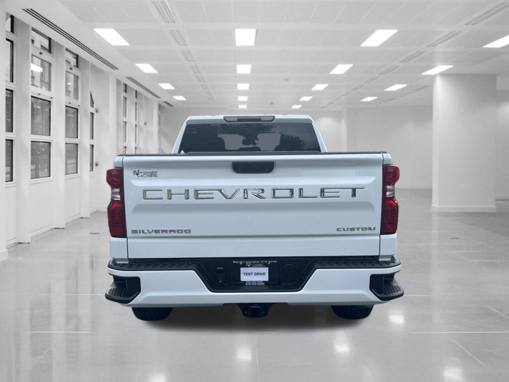 2024 Chevrolet Silverado 1500 Custom