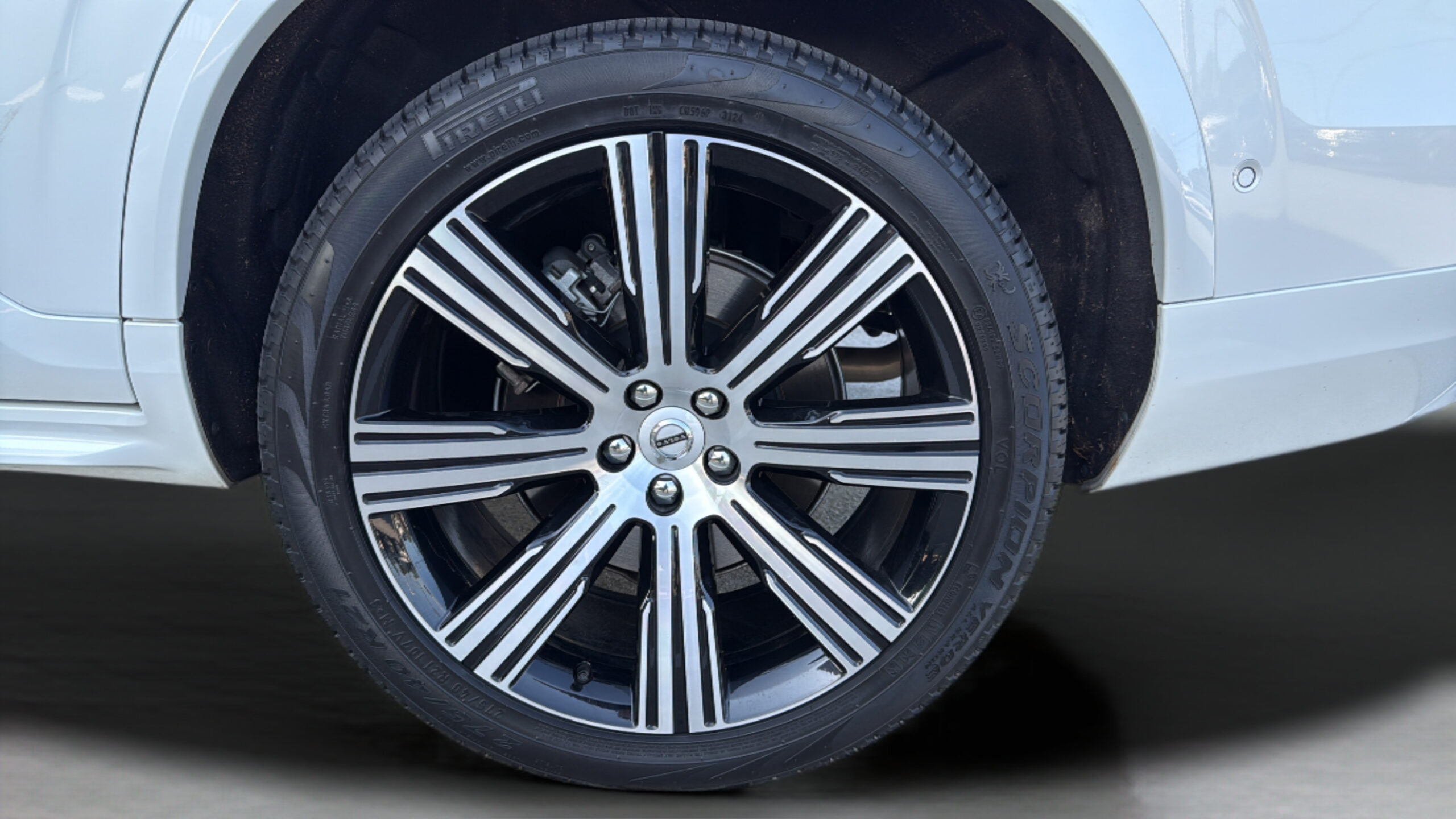 2025 Volvo XC90 Ultra