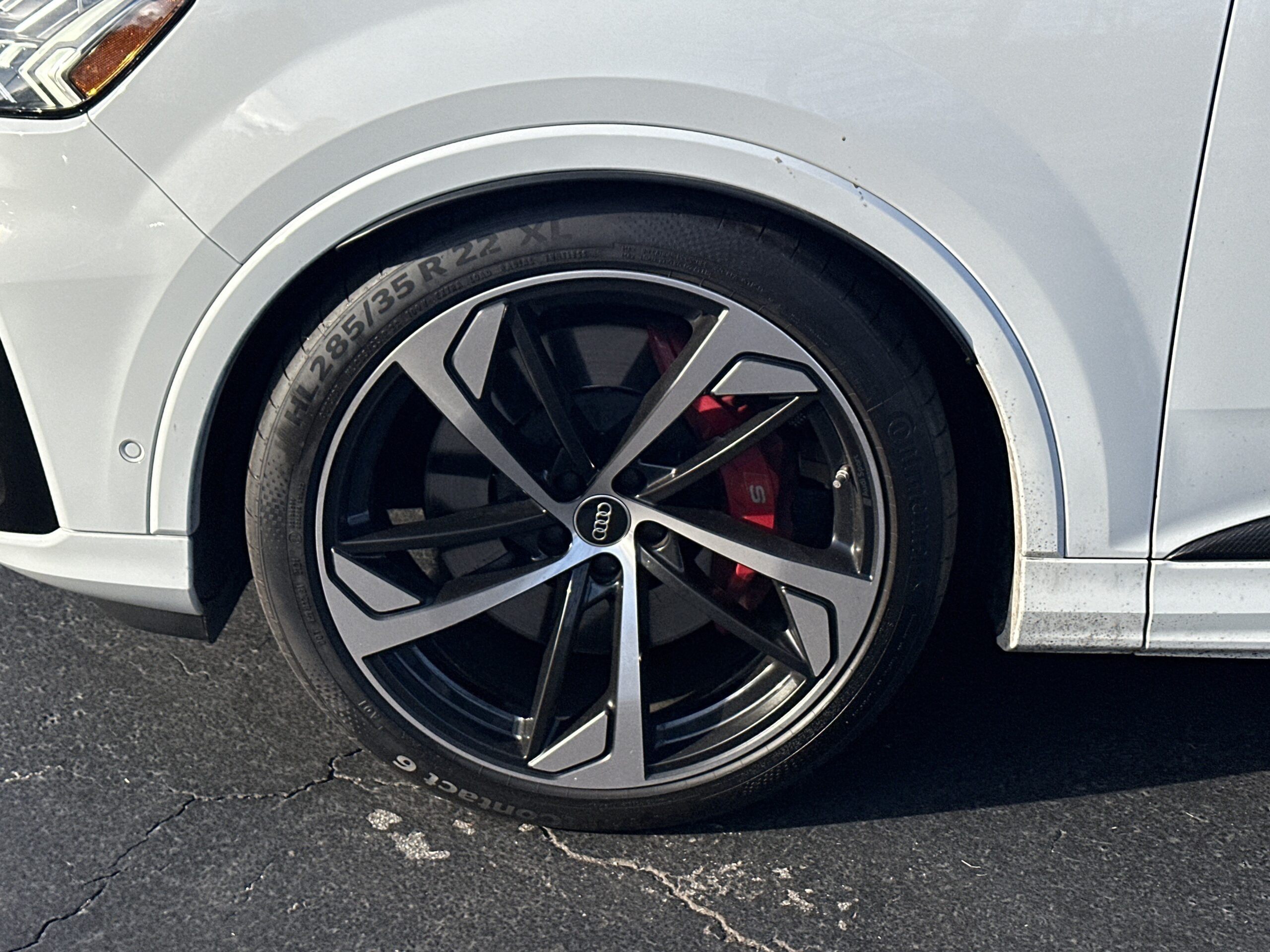 2023 Audi SQ7 Premium Plus