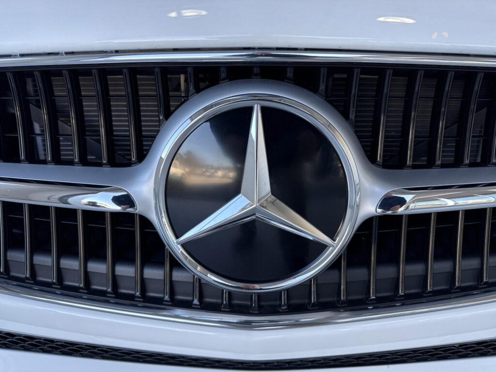 2026 Mercedes-Benz  C 300