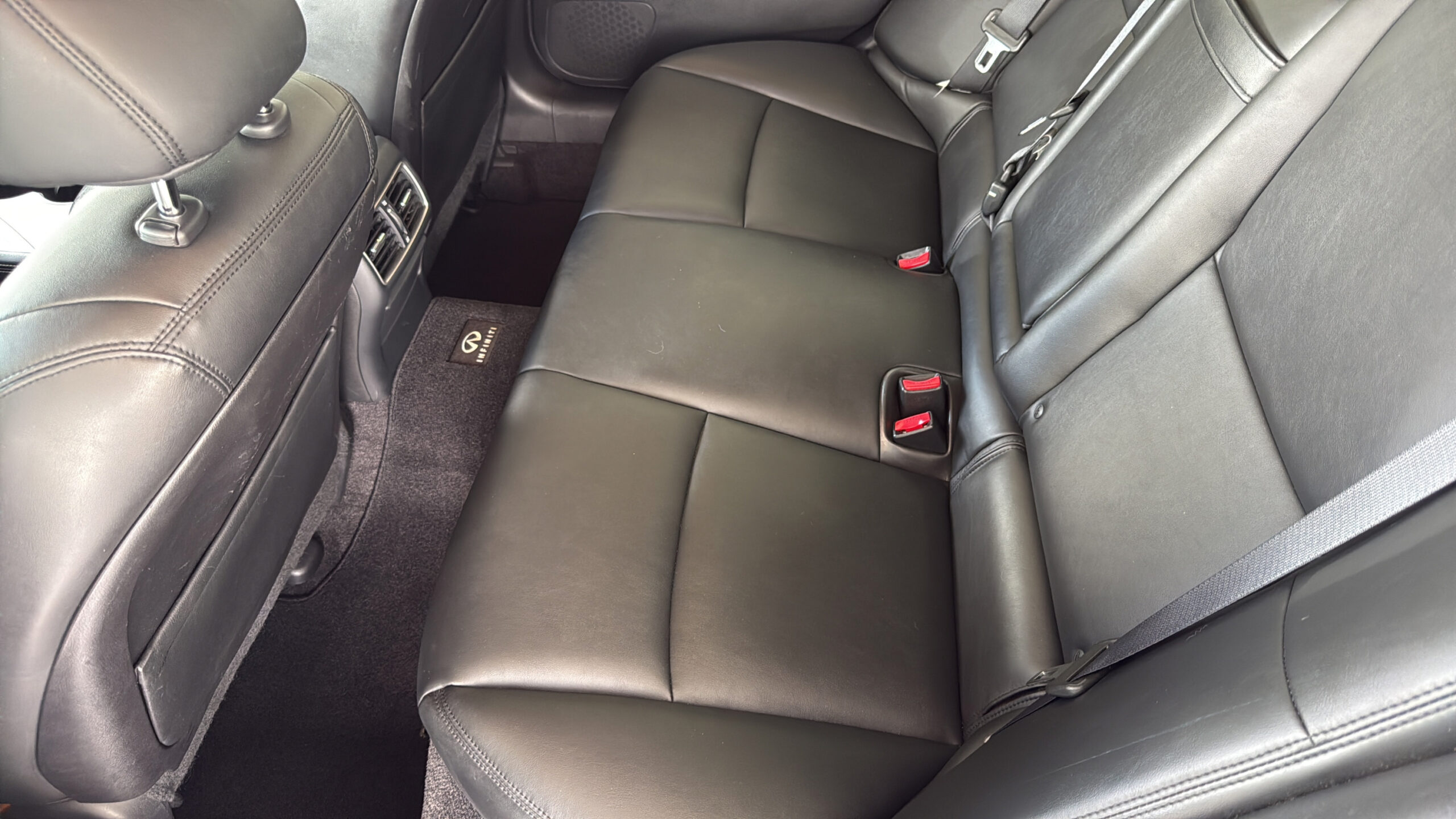 2015 INFINITI Q50 Premium