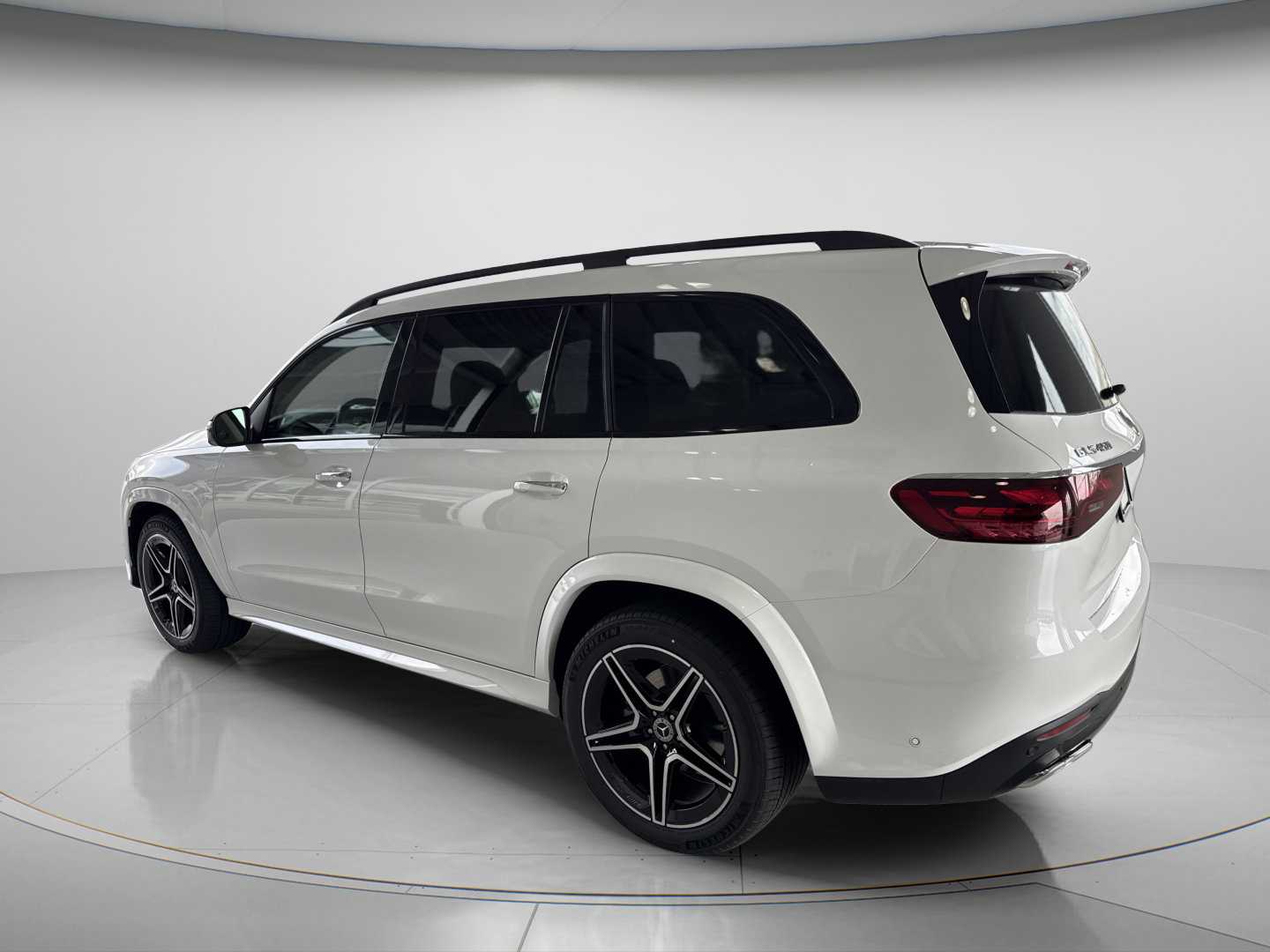 2026 Mercedes-Benz  GLS 450
