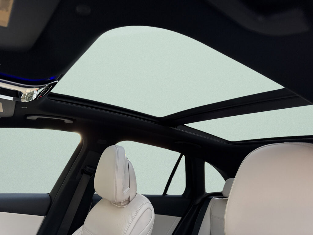 2026 Mercedes-Benz  GLC 300