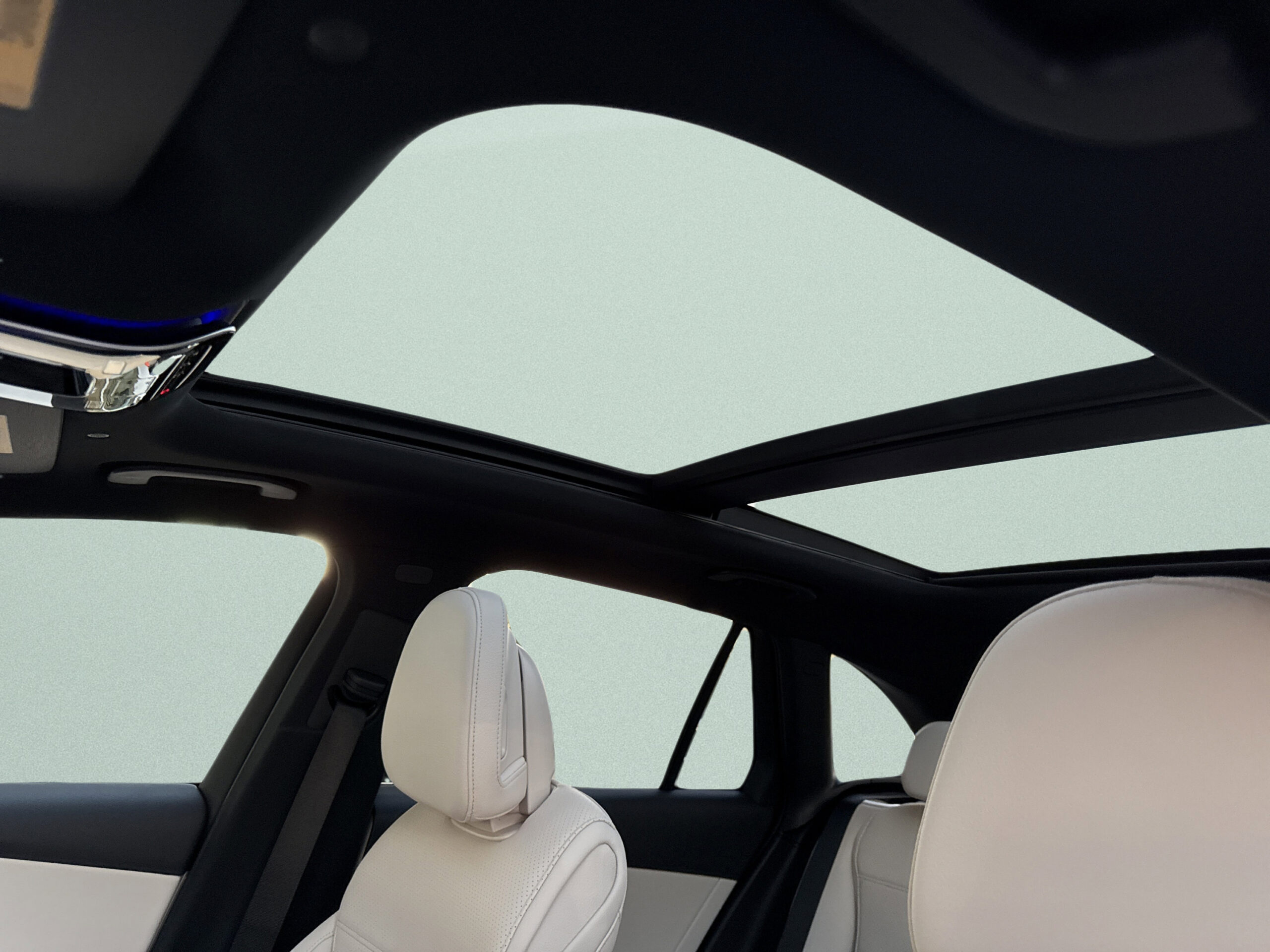 2026 Mercedes-Benz  GLC 300