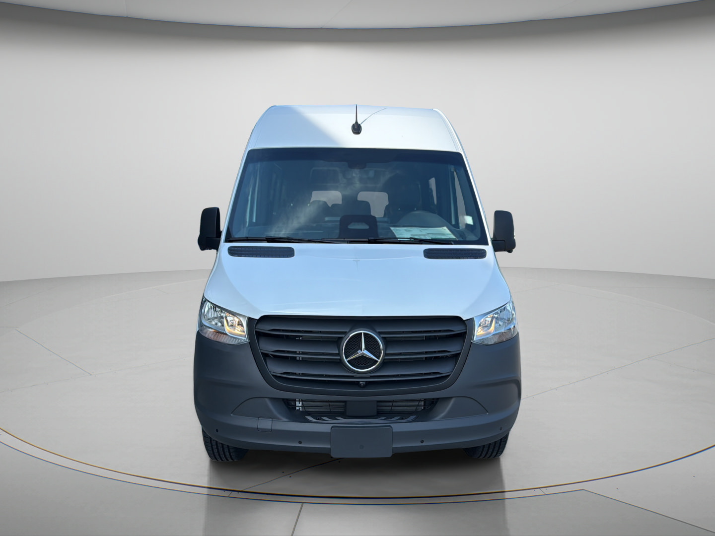 2026 Mercedes-Benz 2026DPVH2L