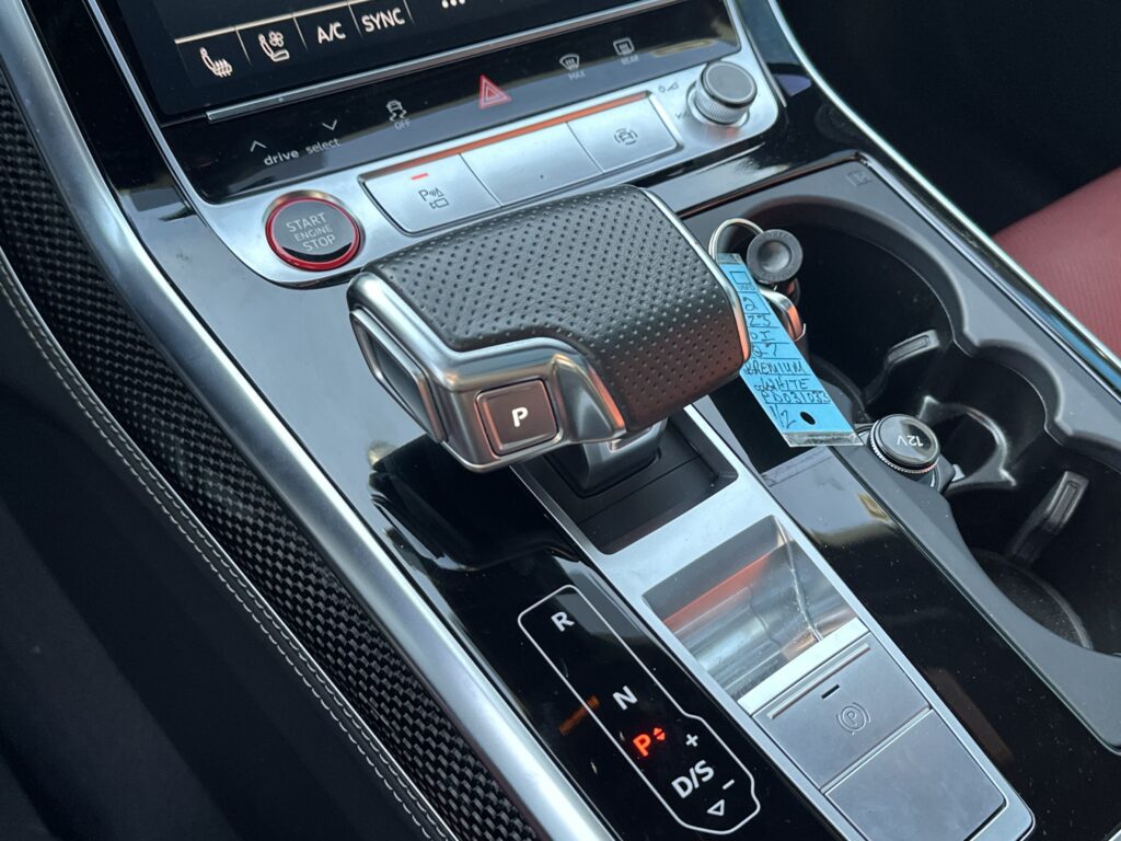 2023 Audi SQ7 Premium Plus