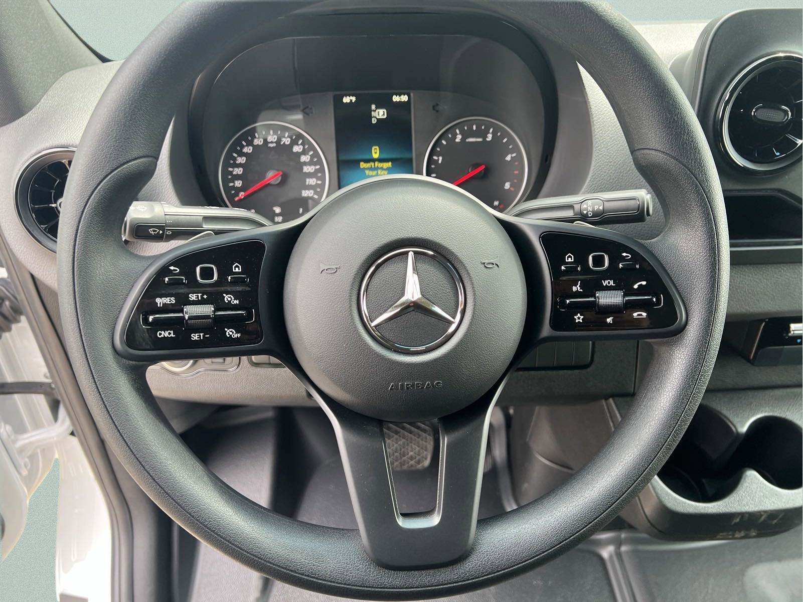 2024 Mercedes-Benz Sprinter Cargo Van LEONARD OUTFITTER 2500