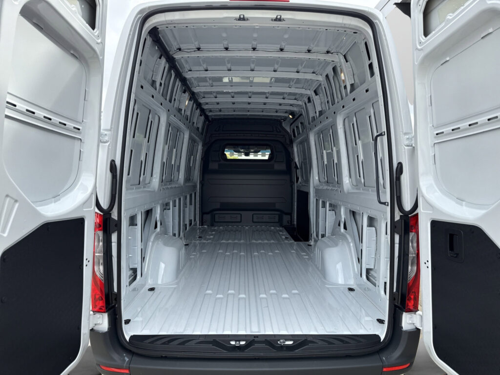 2025 Mercedes-Benz Sprinter Cargo Van 2500