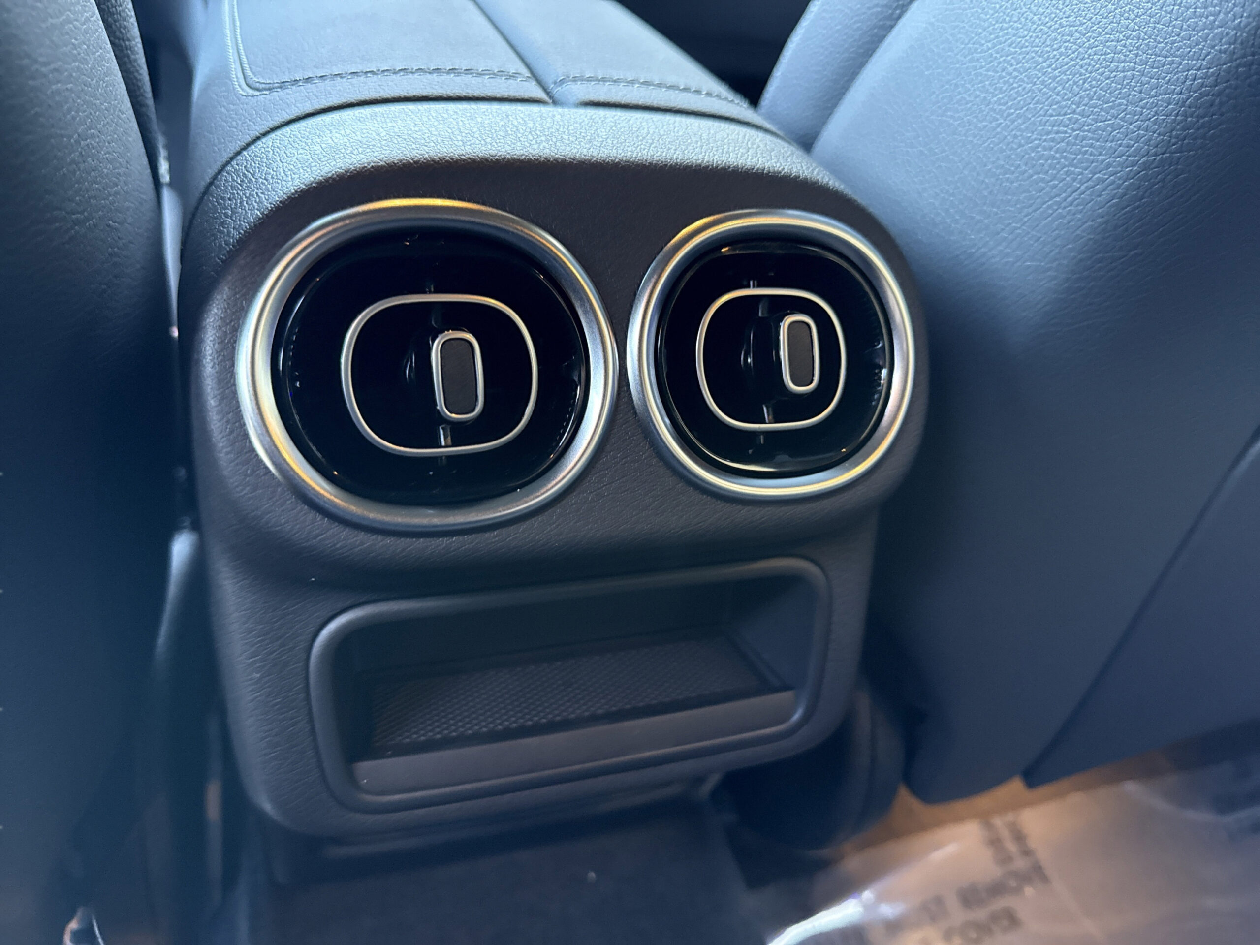 2026 Mercedes-Benz  GLC 300