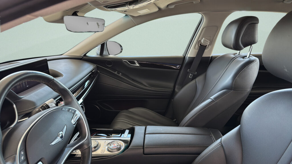 2023 Genesis G80 2.5T