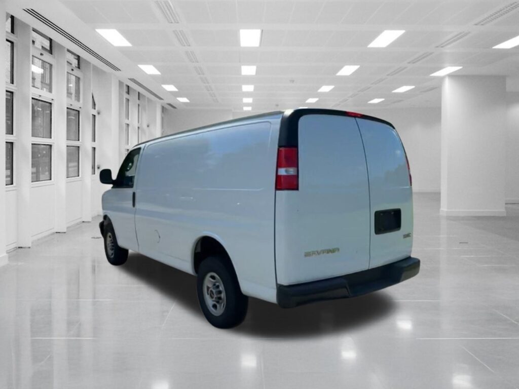 2023 GMC Savana Cargo Van