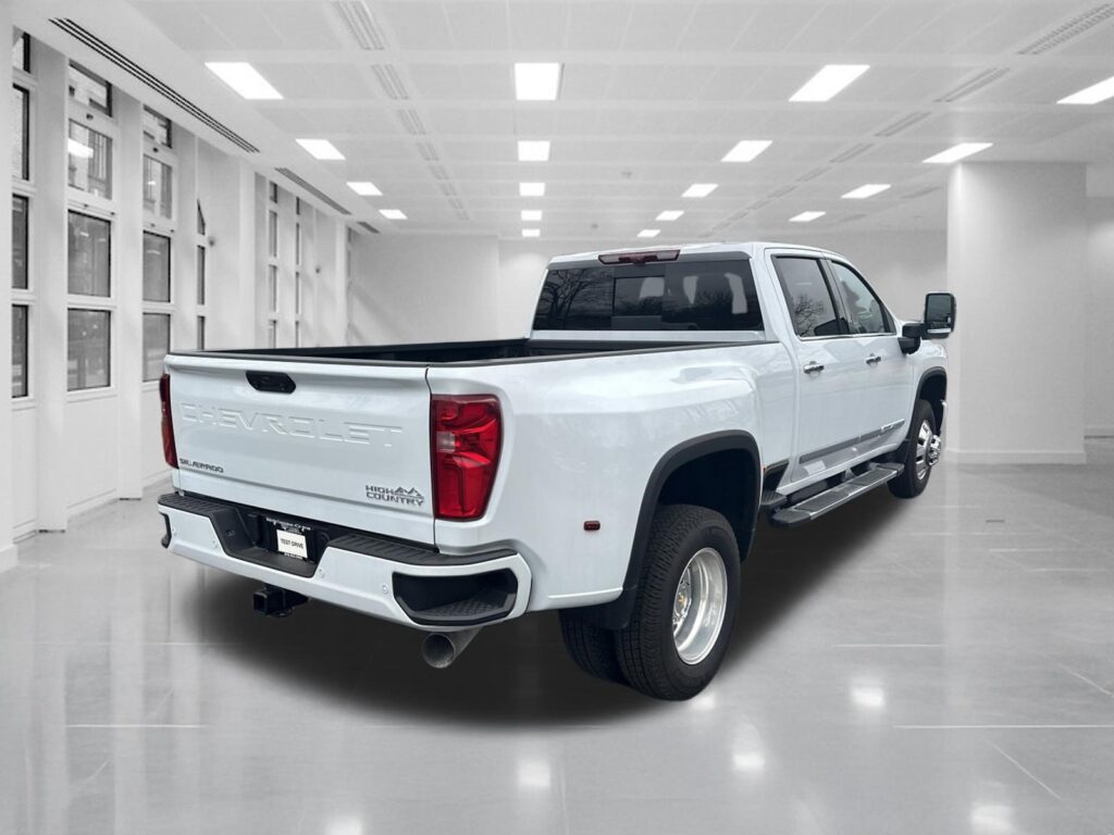 2026 Chevrolet Silverado 3500HD High Country