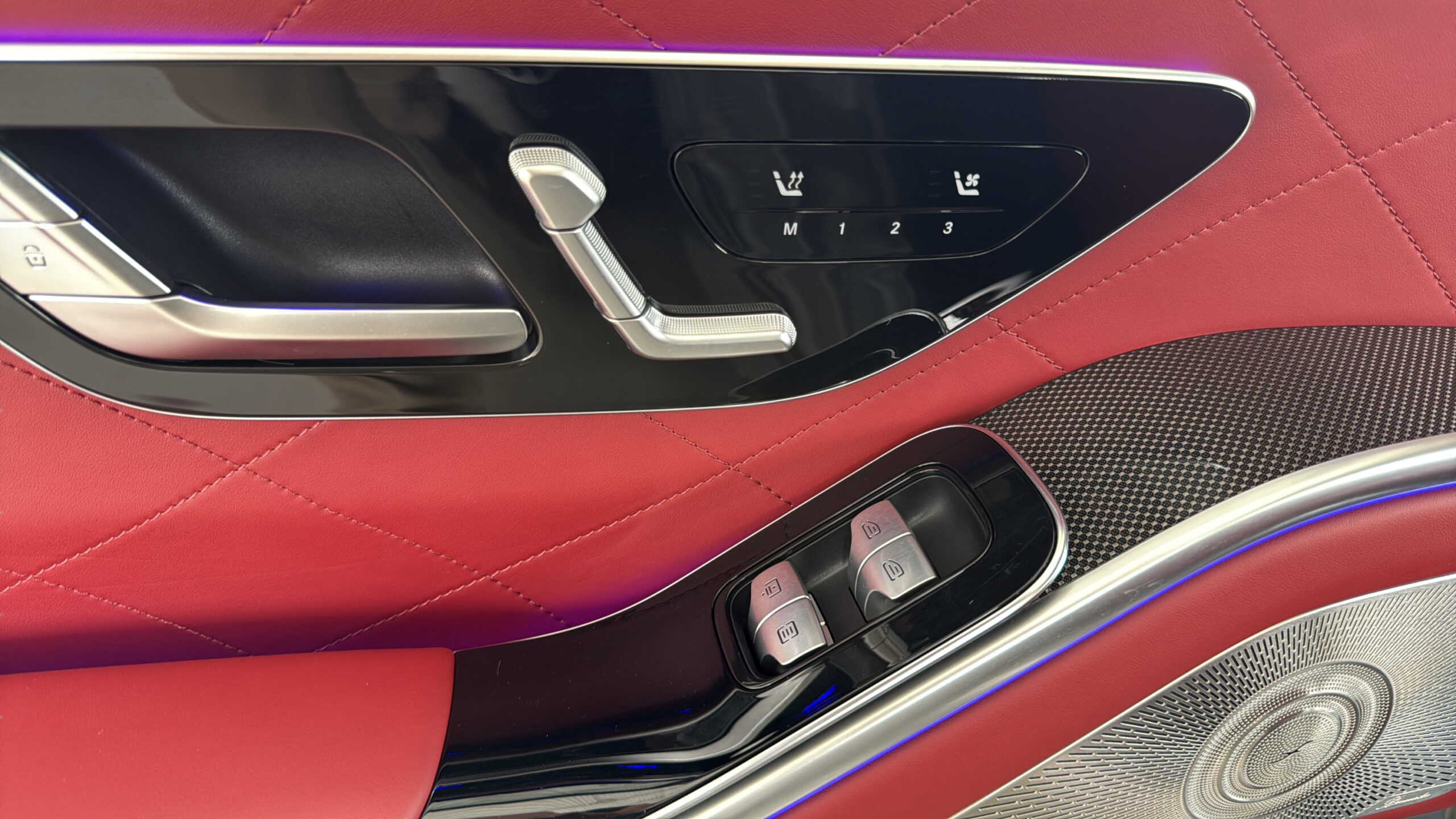 2023 Mercedes-Benz  S 580