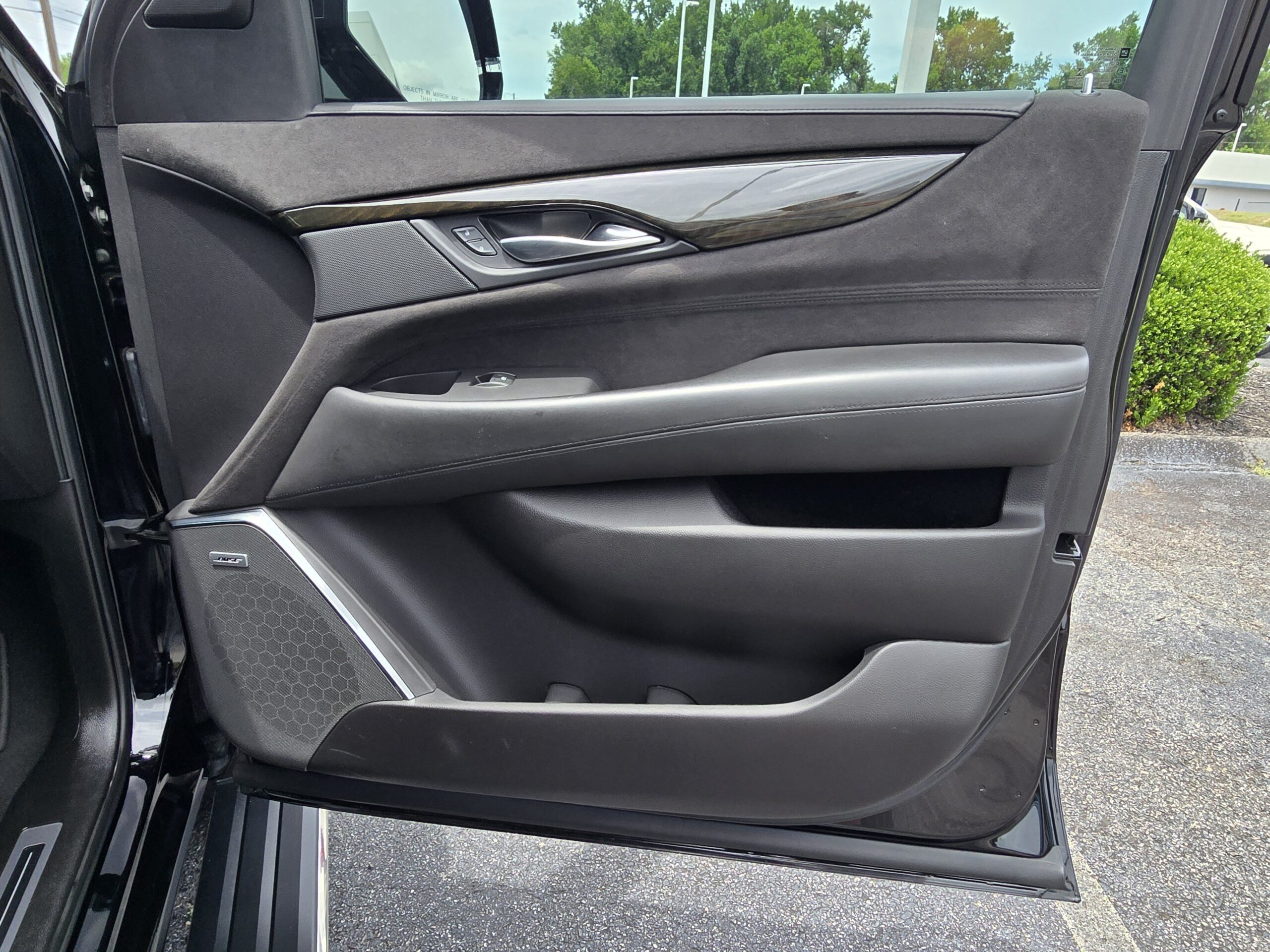 2017 Cadillac Escalade Platinum