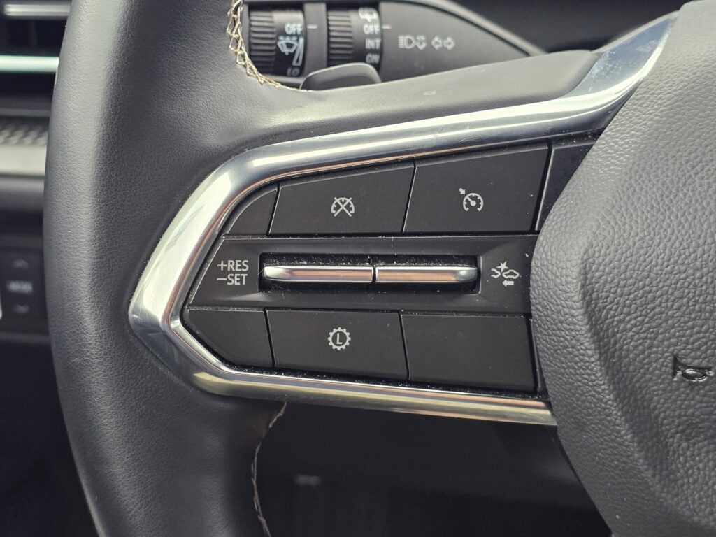 2025 Chevrolet Traverse FWD LT