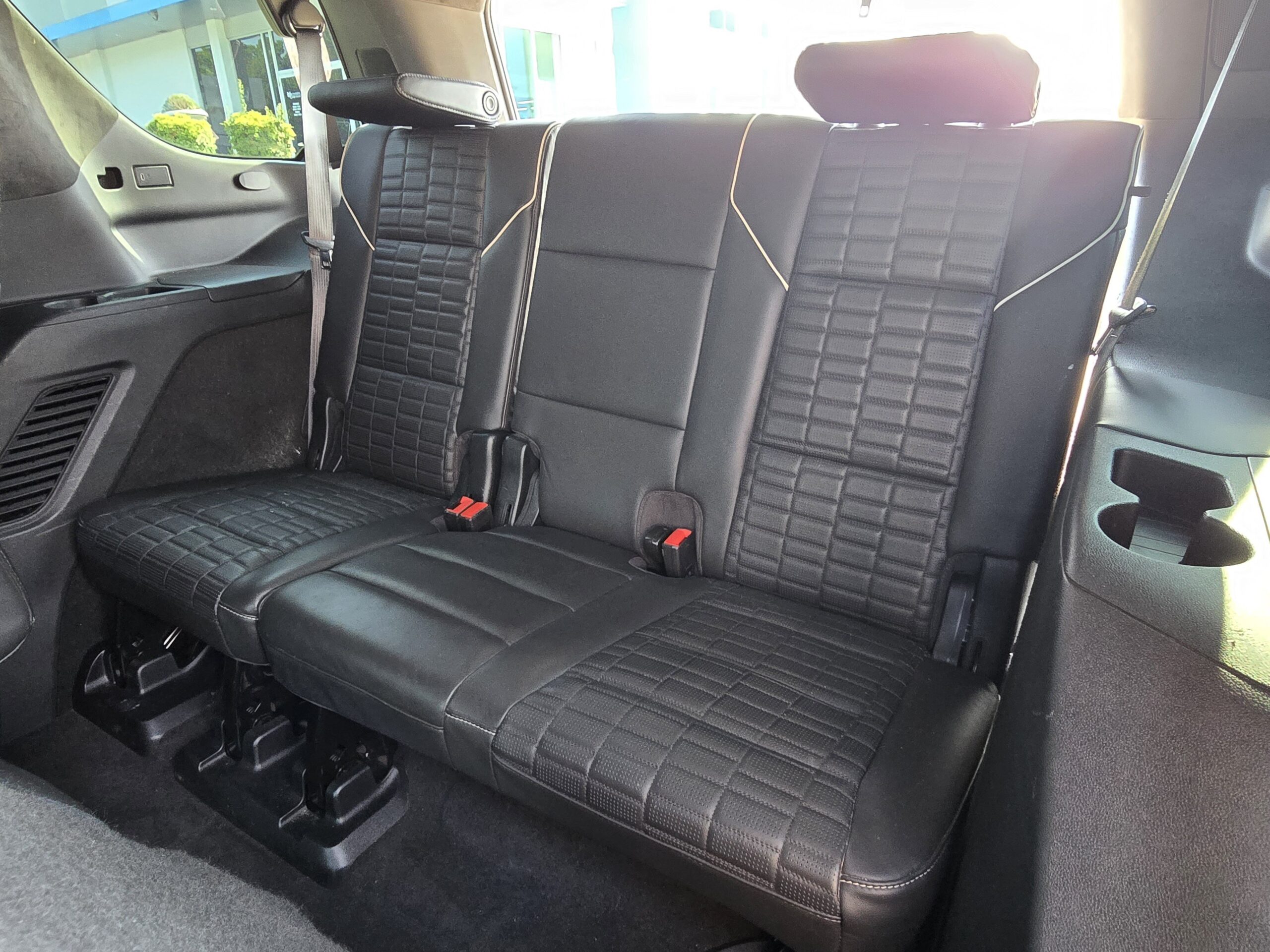 2023 Cadillac Escalade 4WD Sport Platinum