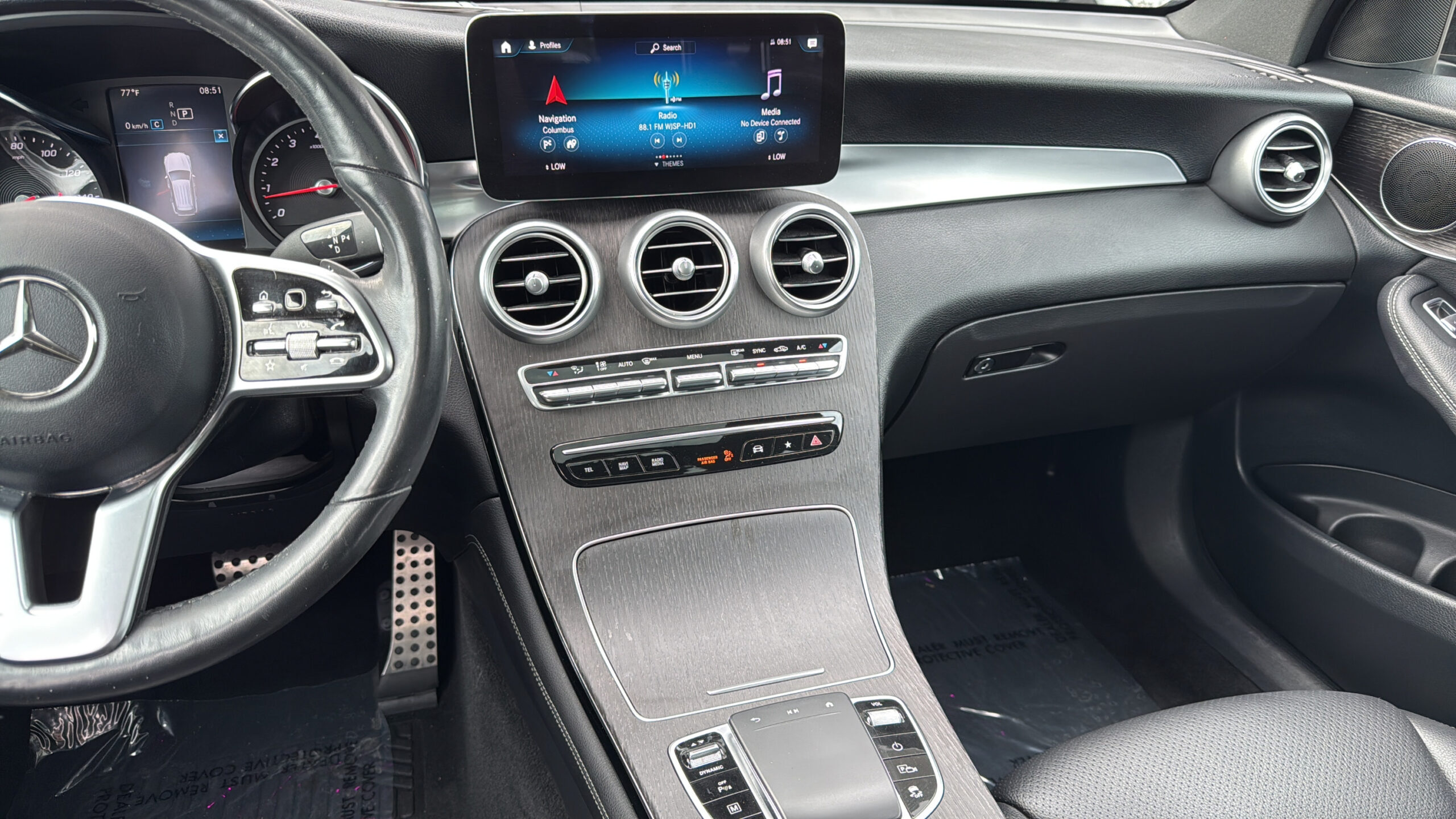 2021 Mercedes-Benz  GLC 300
