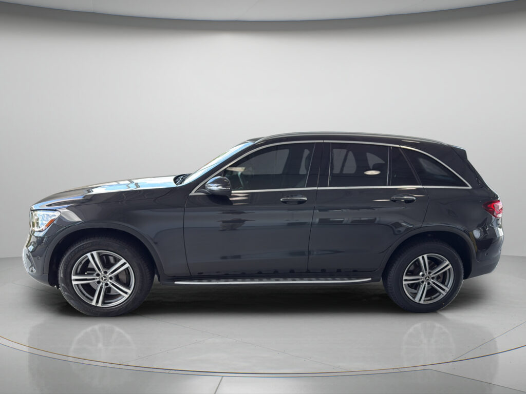 2021 Mercedes-Benz  GLC 300