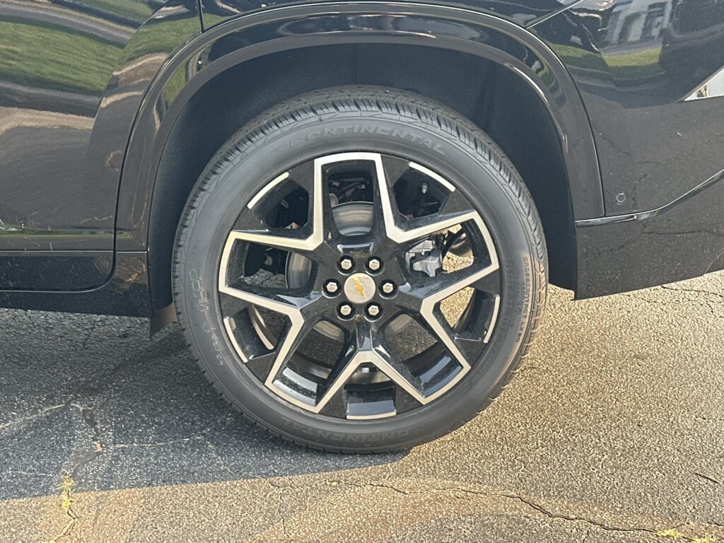 2026 Chevrolet Traverse FWD High Country