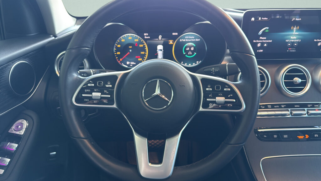 2021 Mercedes-Benz  GLC 300