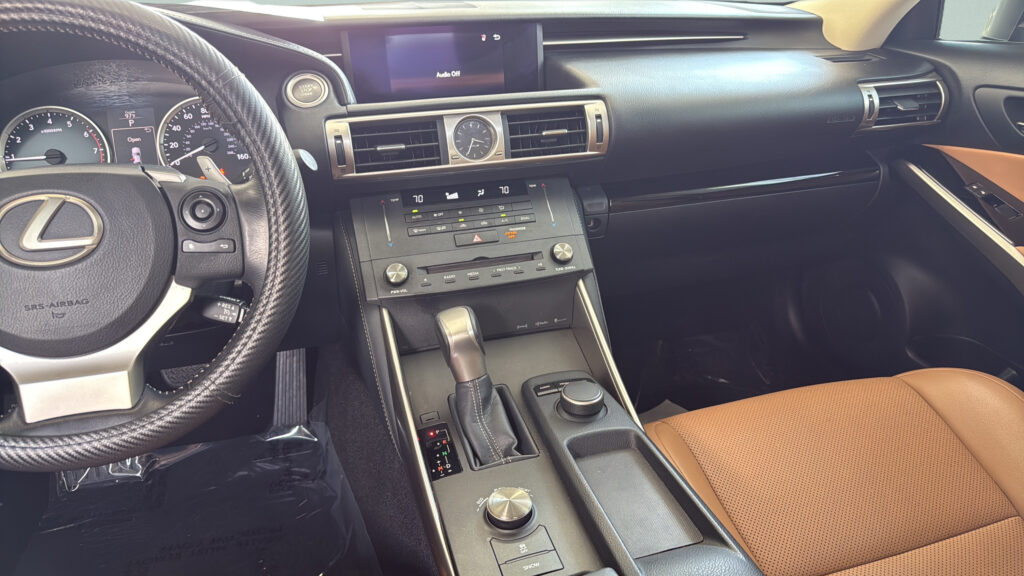 2016 Lexus IS 200t