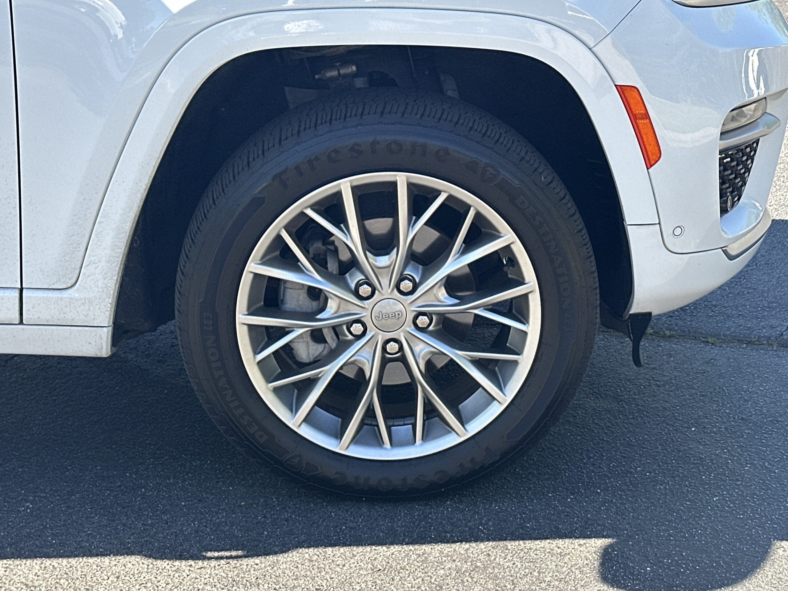 2022 Jeep Grand Cherokee Summit