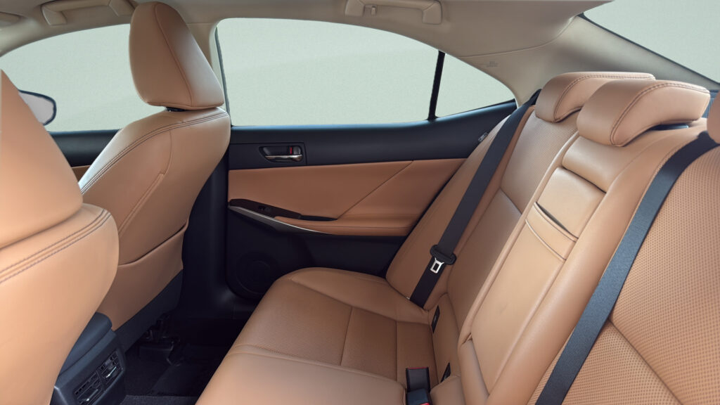 2016 Lexus IS 200t