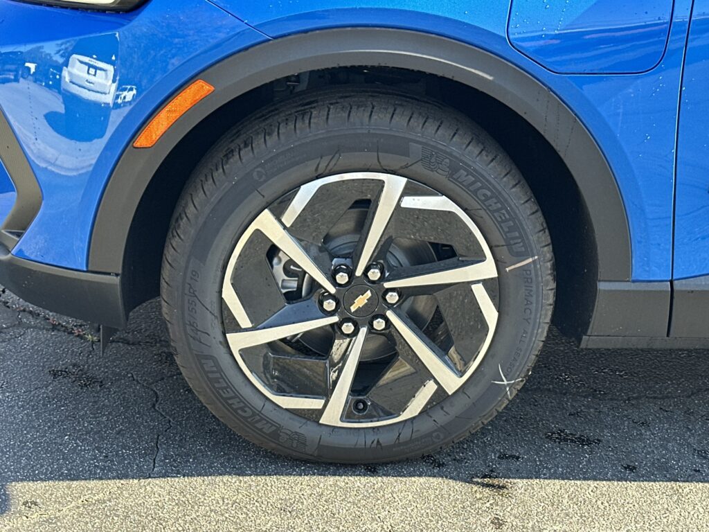 2026 Chevrolet Equinox EV LT1 w/PCY