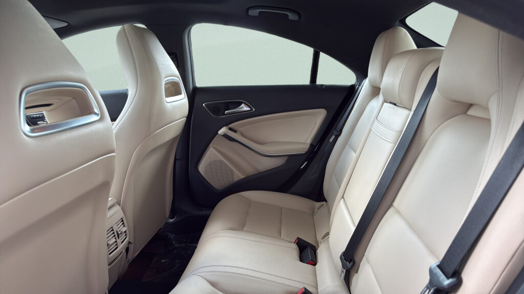 2018 Mercedes-Benz  CLA 250