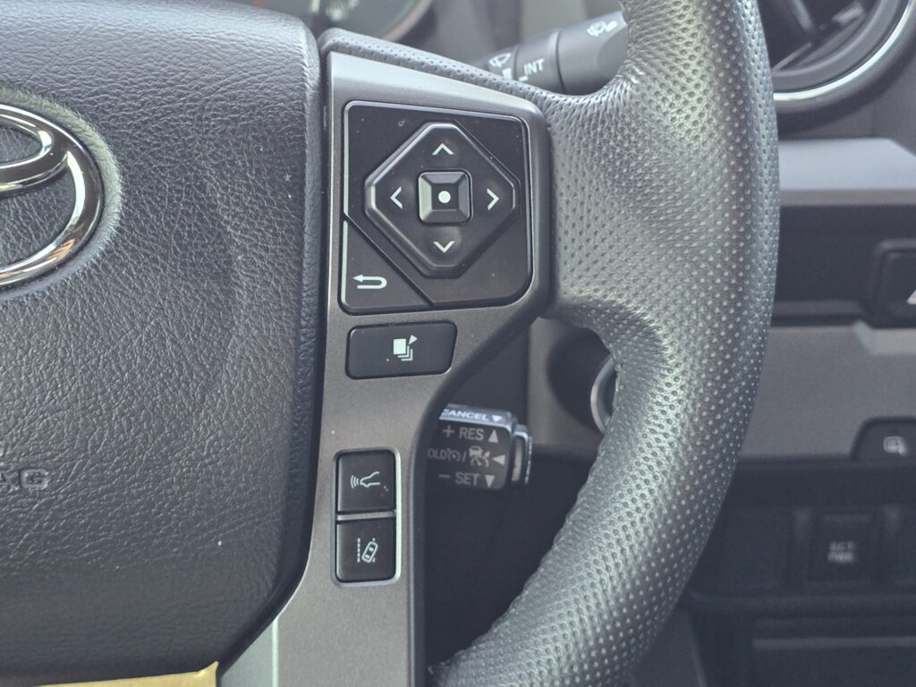 2021 Toyota Tacoma 2WD SR5
