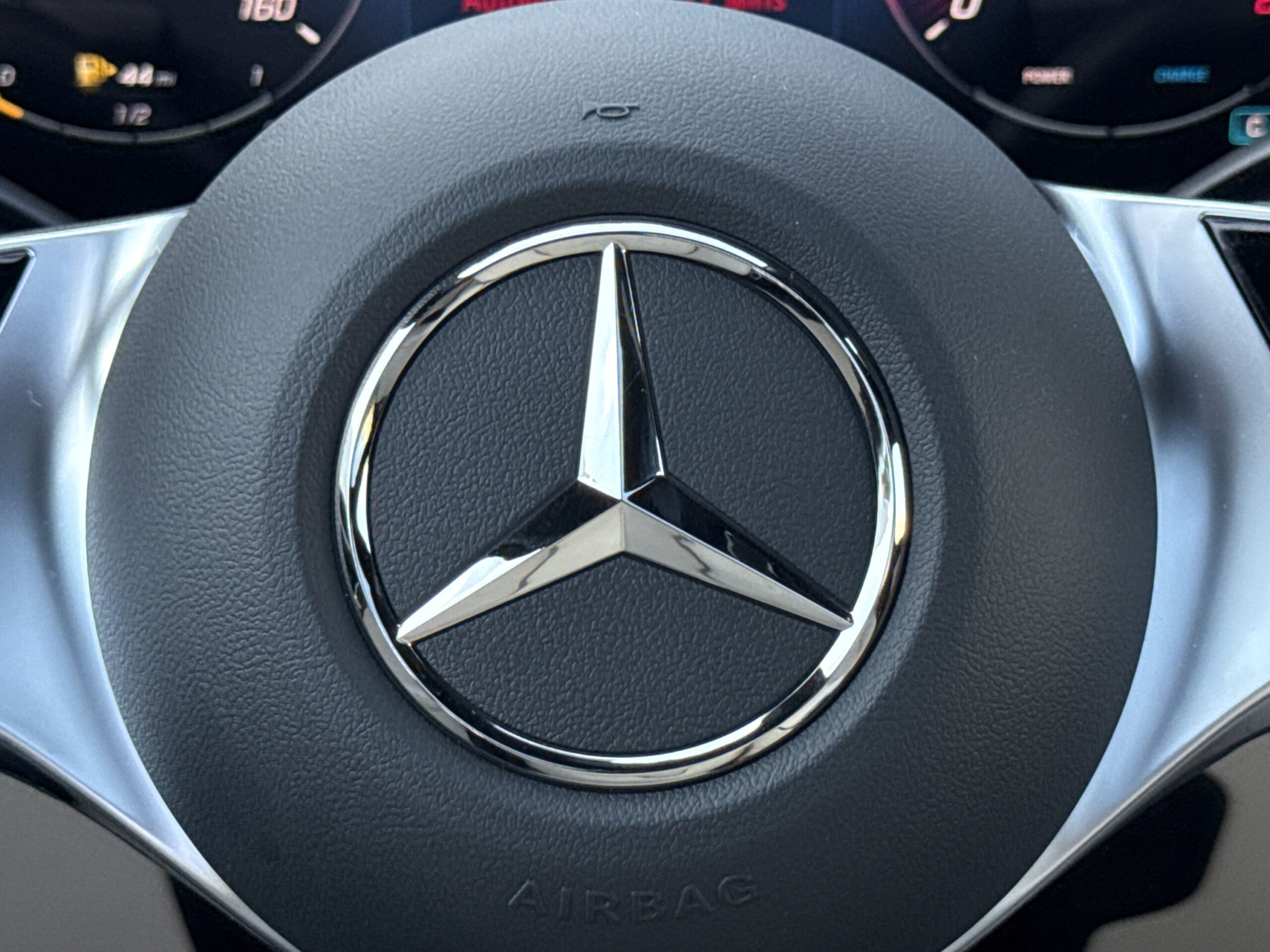 2027 Mercedes-Benz  GLC 300