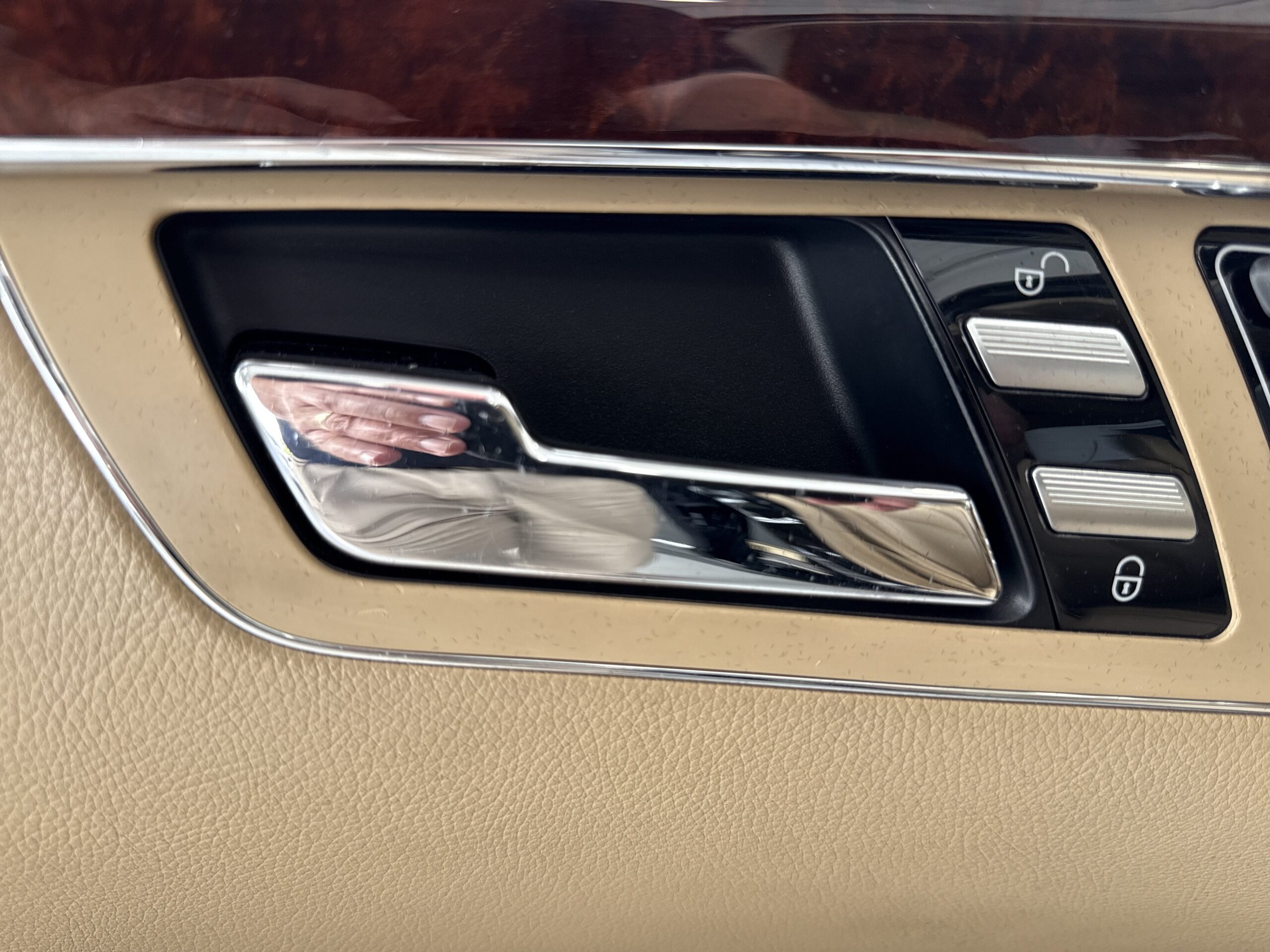 2011 Mercedes-Benz S-Class S 550